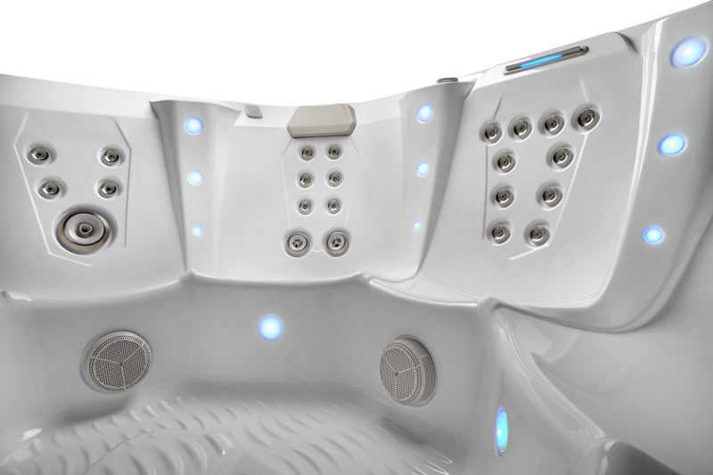 Flash Hot Tub by Hot Spring Spas