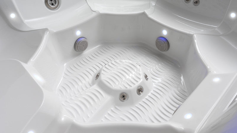Pulse Hot Tub by Hot Spring Spas